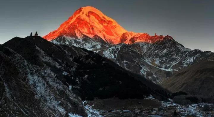 Eastern Georgia Otel Kazbegi Dış mekan fotoğraf